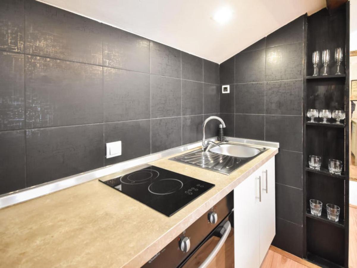 רוביני Studios Barre With Jacuzzi מראה חיצוני תמונה